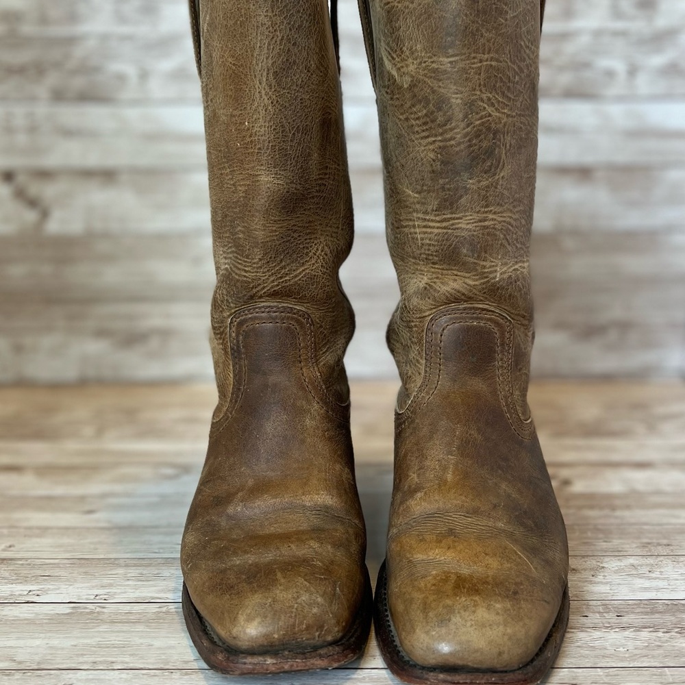 Frye Boots, size 8, brown leather